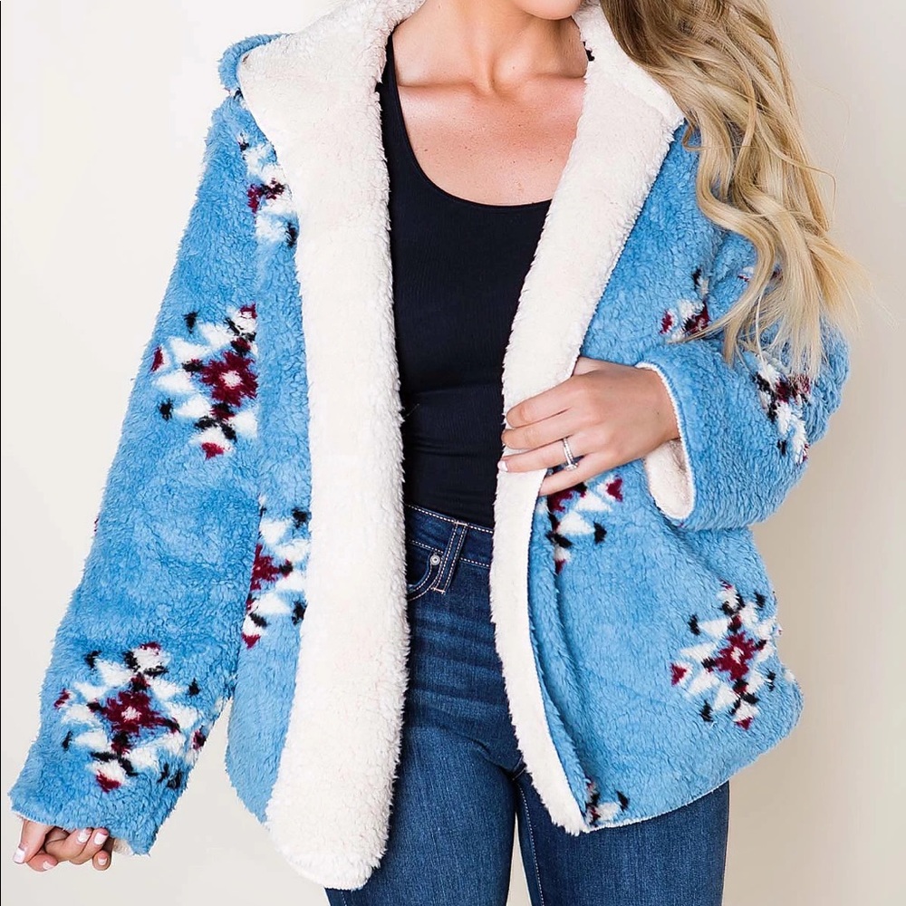 Aztec Sherpa Dottie Couture - Picture 3 of 6
